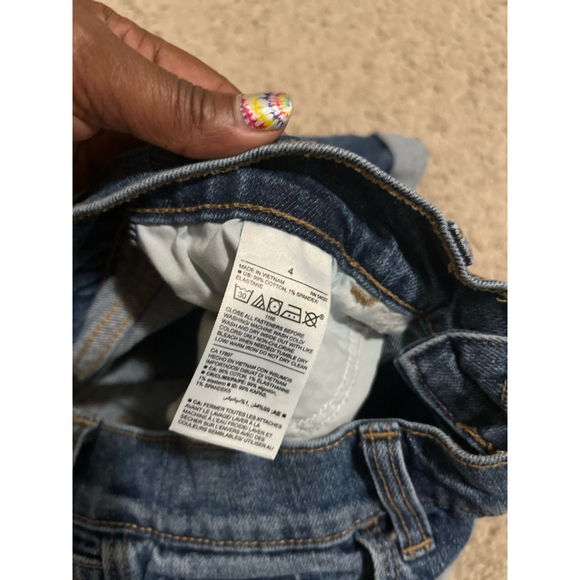 EUC Women's Old Navy Denim Boyfriend Shorts Size 4 Blue - Picture 4 of 4